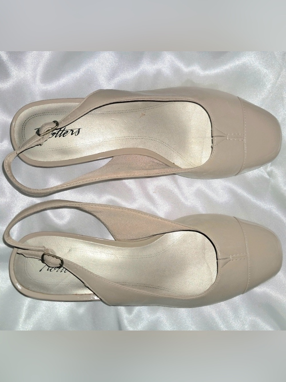 9W Trotters Dea Slingback Heel Nude NWOT